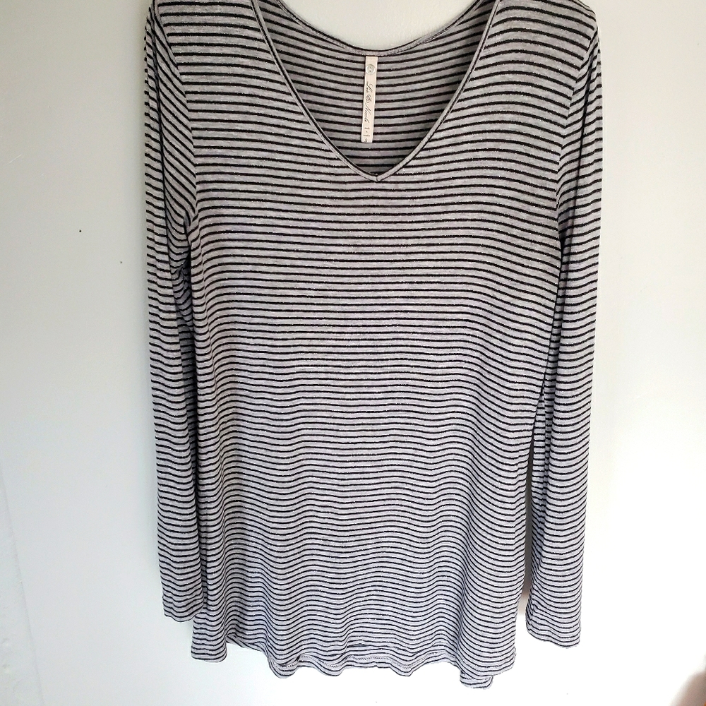 3 For $10, Lea Nicole Tunic